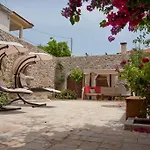 Archontiko Hatzipanayioti Hotel 4*