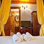 Archontiko Hatzipanayioti 4*