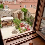 Archontiko Hatzipanayioti 4* Leonídion