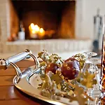 Hotel Archontiko Hatzipanayioti 4*