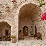 Archontiko Hatzipanayioti 4* Leonídion