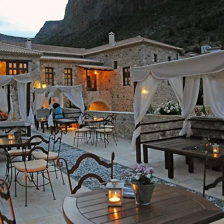 Archontiko Hatzipanayioti Hotel Leonídion