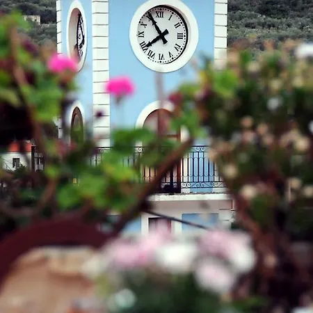 Archontiko Hatzipanayioti Hotel