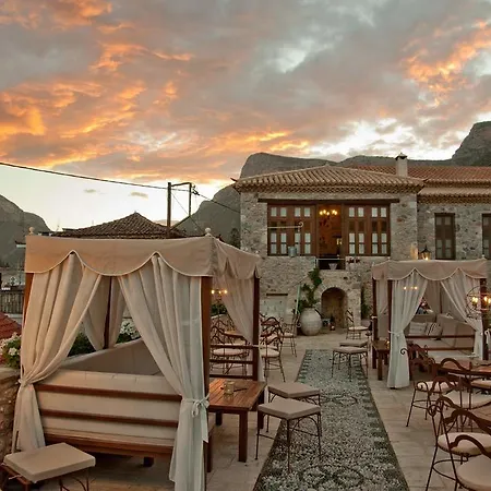 Archontiko Hatzipanayioti Hotel Leonídion