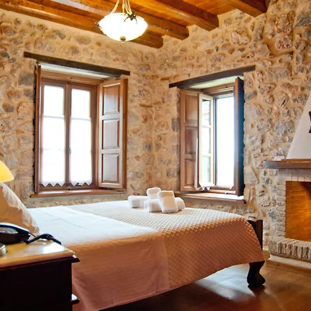 Archontiko Hatzipanayioti Hotel Leonídion