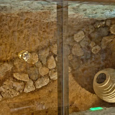 Отель Archontiko Hatzipanayioti 4*