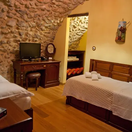 Hotel Archontiko Hatzipanayioti