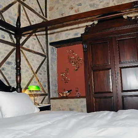 Hotel Archontiko Hatzipanayioti Leonídion
