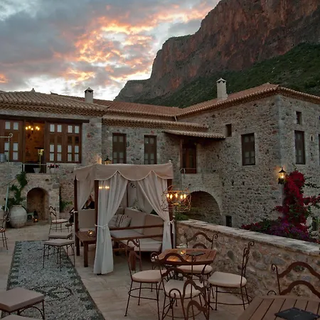 Archontiko Hatzipanayioti Hotel Leonídion