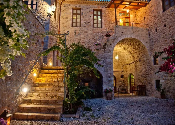 Archontiko Hatzipanayioti Leonidio