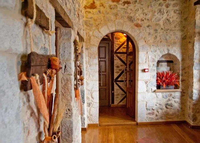 Hotel Archontiko Hatzipanayioti Leonidio