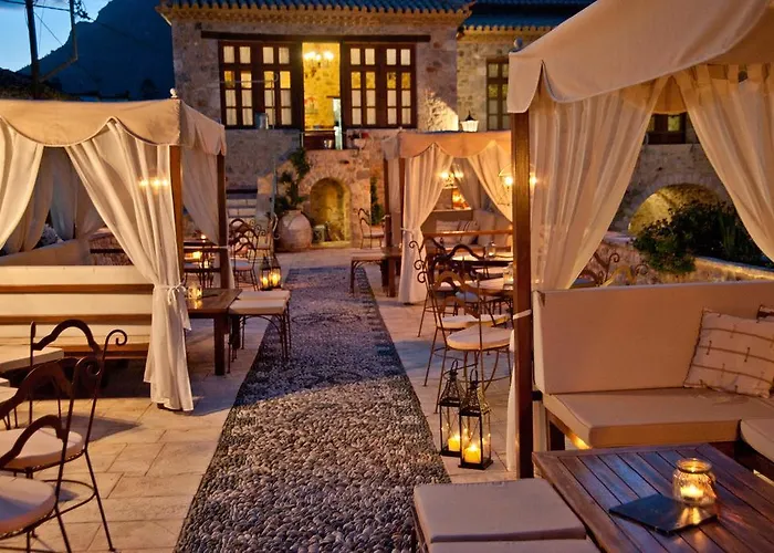 Archontiko Hatzipanayioti Leonídion