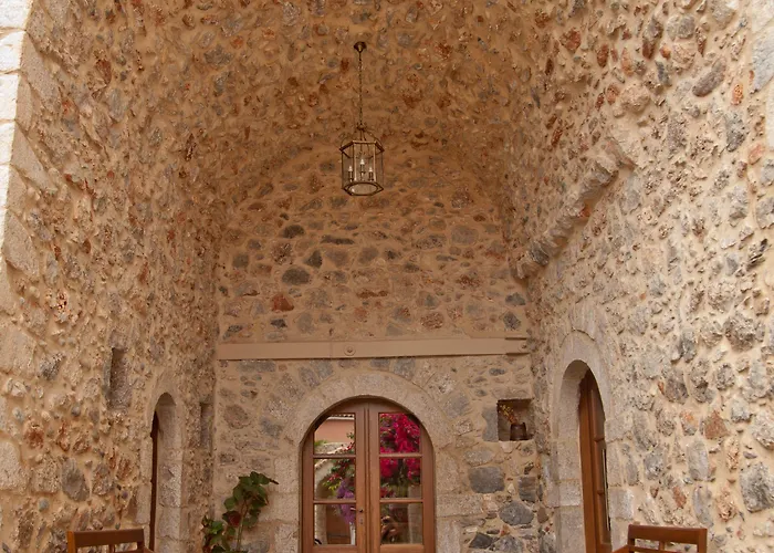 Archontiko Hatzipanayioti מלון 4*