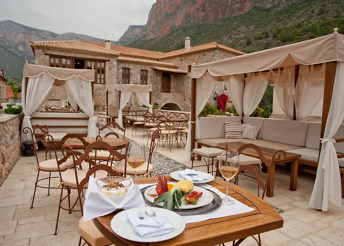 Hotel Archontiko Hatzipanayioti Leonidio