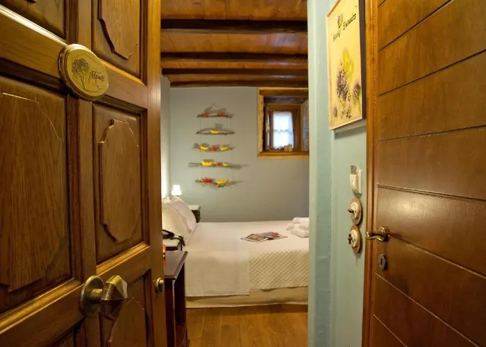 Отель Archontiko Hatzipanayioti