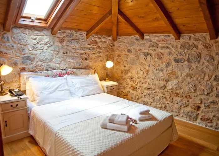 Archontiko Hatzipanayioti Hotel