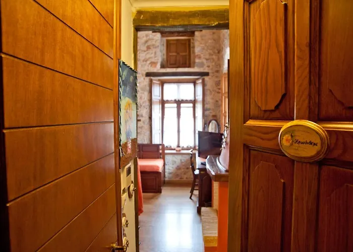 Hotel Archontiko Hatzipanayioti 4*